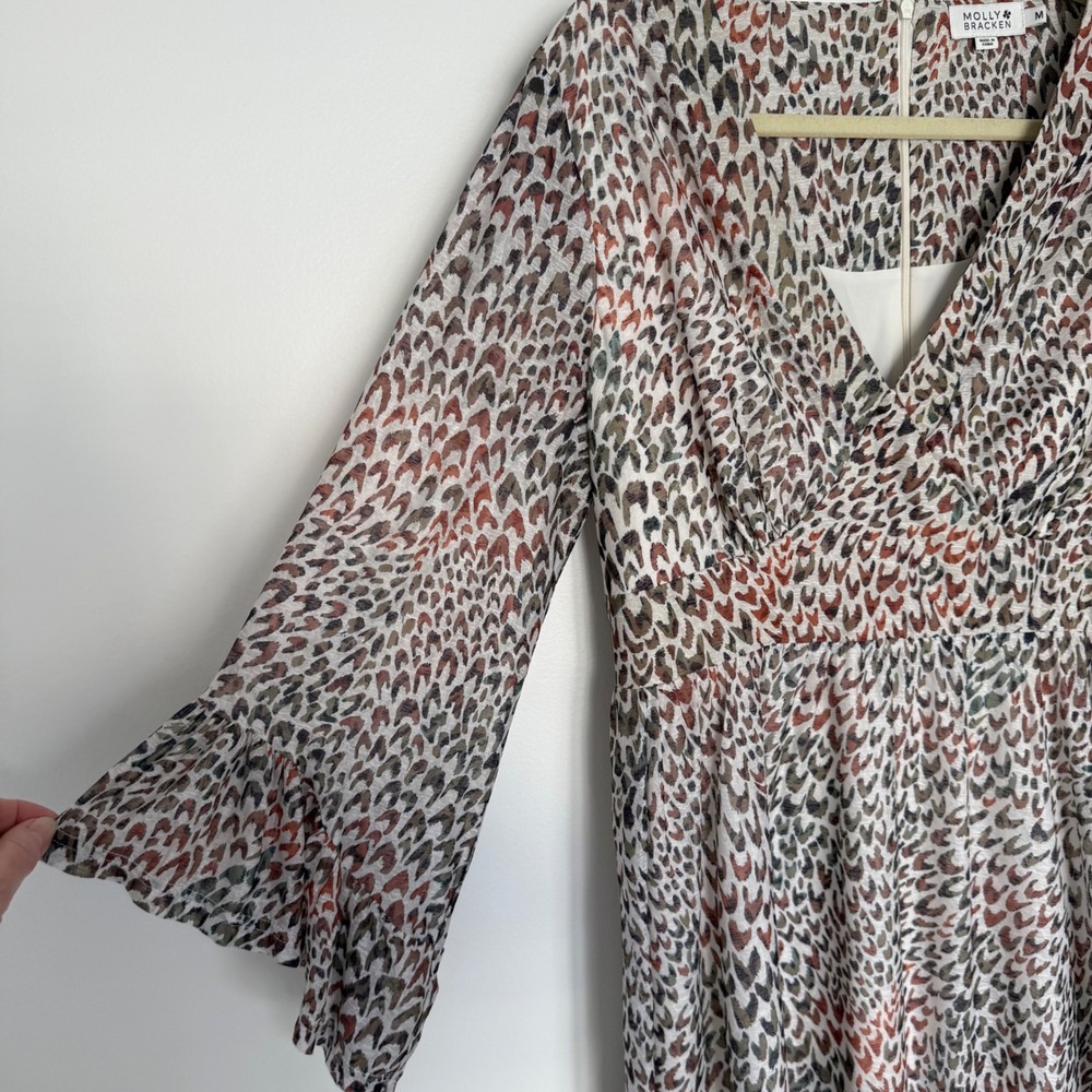 Molly Bracken‎ Boho V-Neck Short Dress Medium Bell Sleeve Sheer Print Lined